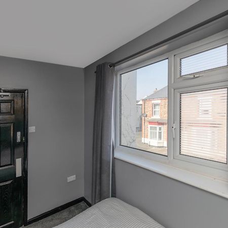 Central Thornaby Rooms Thornaby on Tees Екстериор снимка
